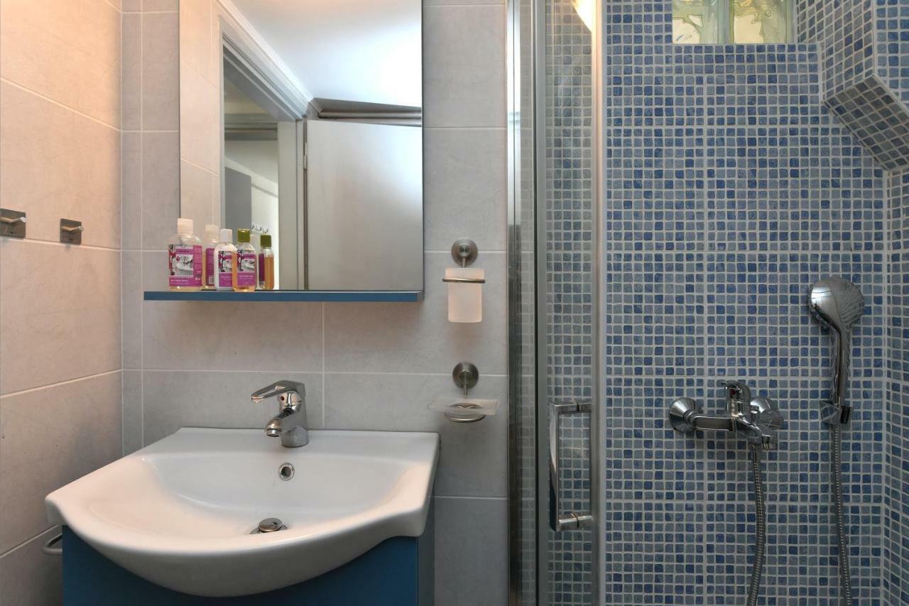 Appartamento Anema1 Studio In The Heart Of Naousa Esterno foto